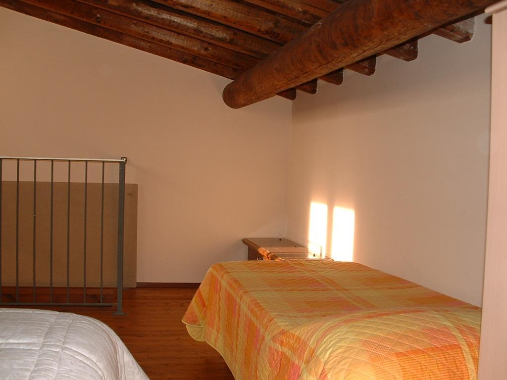 Agriturismo Lupo Bianco Monzambano Eksteriør bilde