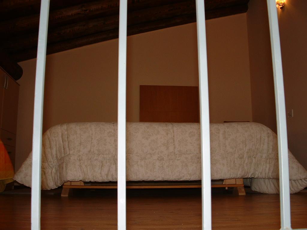 Agriturismo Lupo Bianco Monzambano Eksteriør bilde
