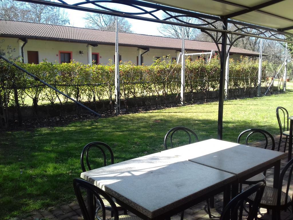 Agriturismo Lupo Bianco Monzambano Eksteriør bilde