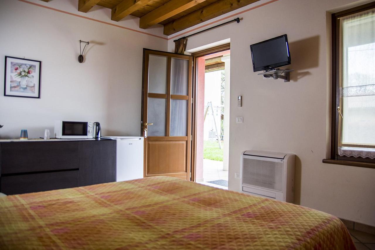 Agriturismo Lupo Bianco Monzambano Eksteriør bilde