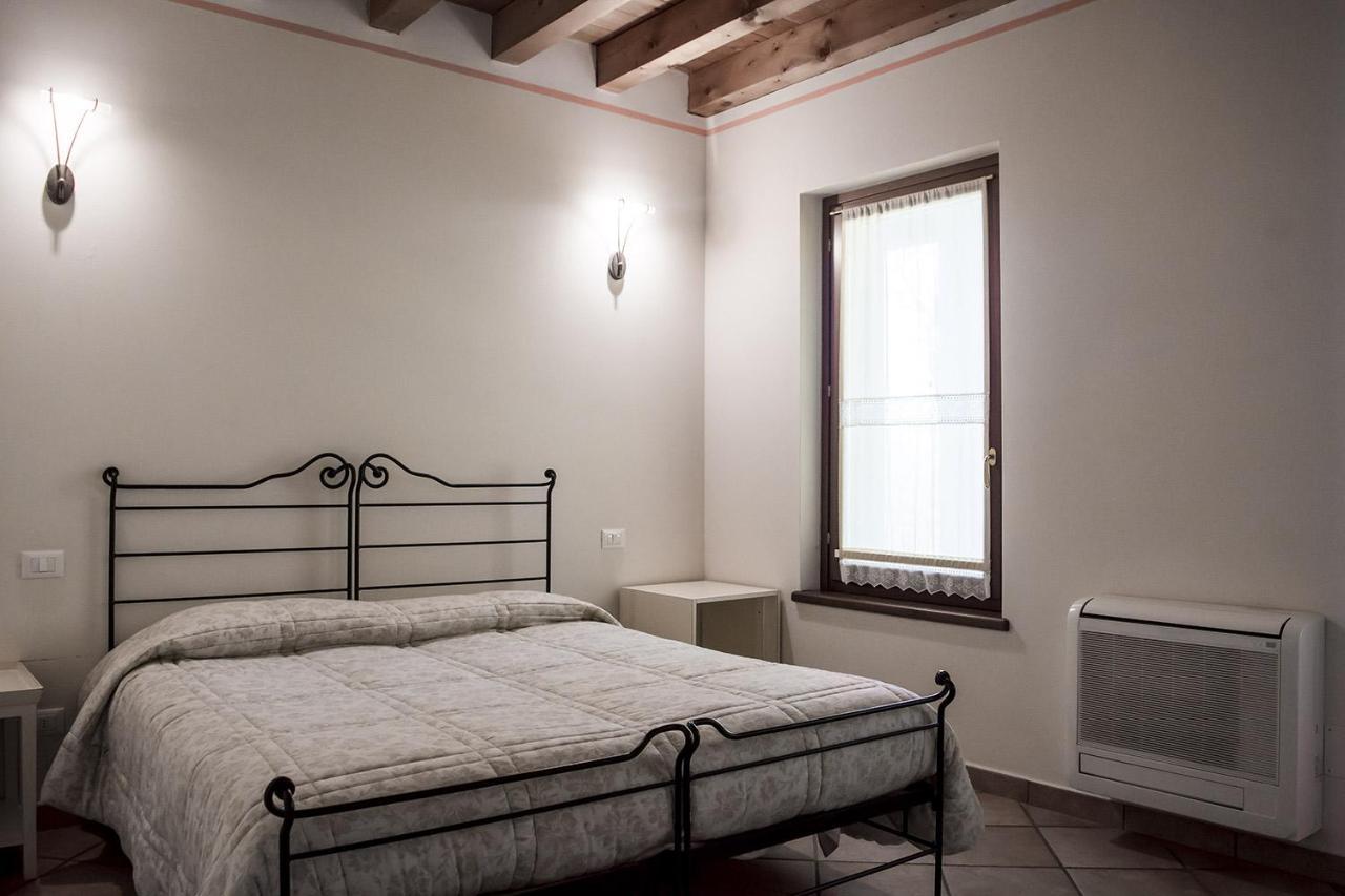 Agriturismo Lupo Bianco Monzambano Eksteriør bilde