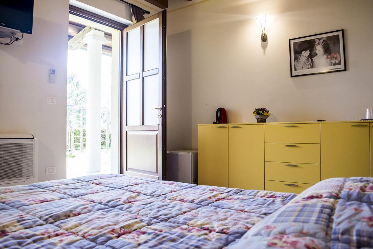 Agriturismo Lupo Bianco Monzambano Eksteriør bilde