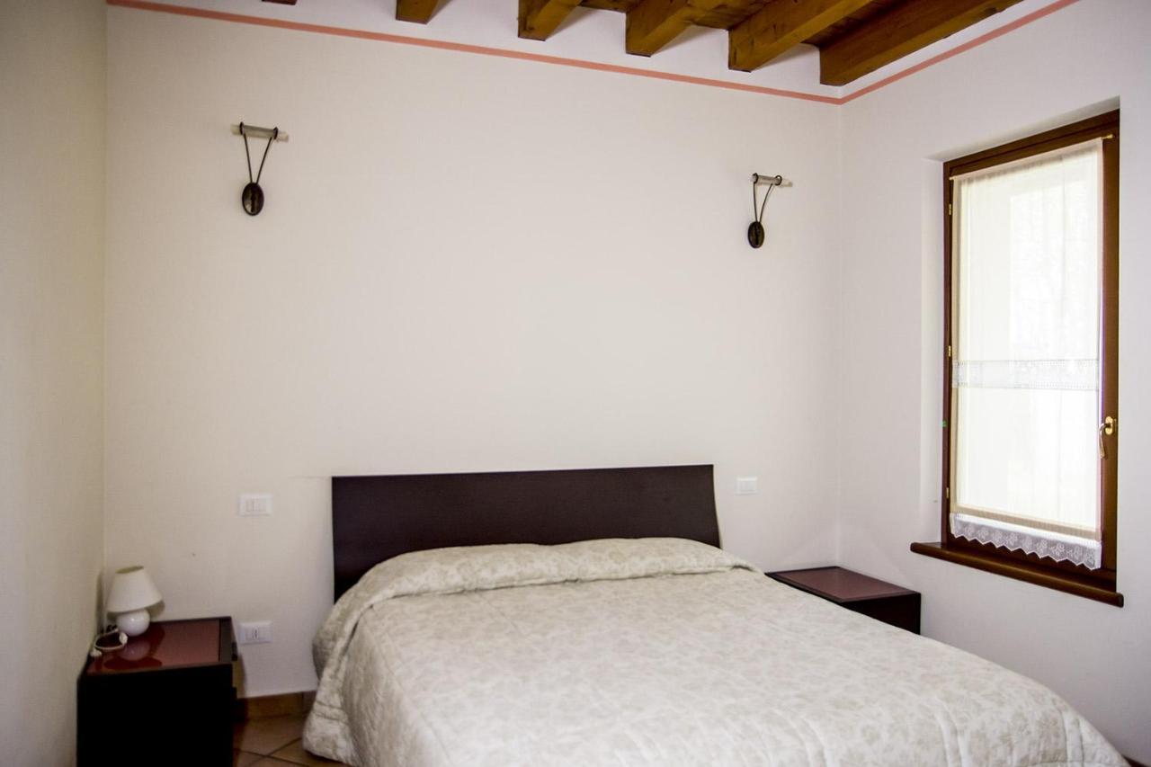 Agriturismo Lupo Bianco Monzambano Eksteriør bilde