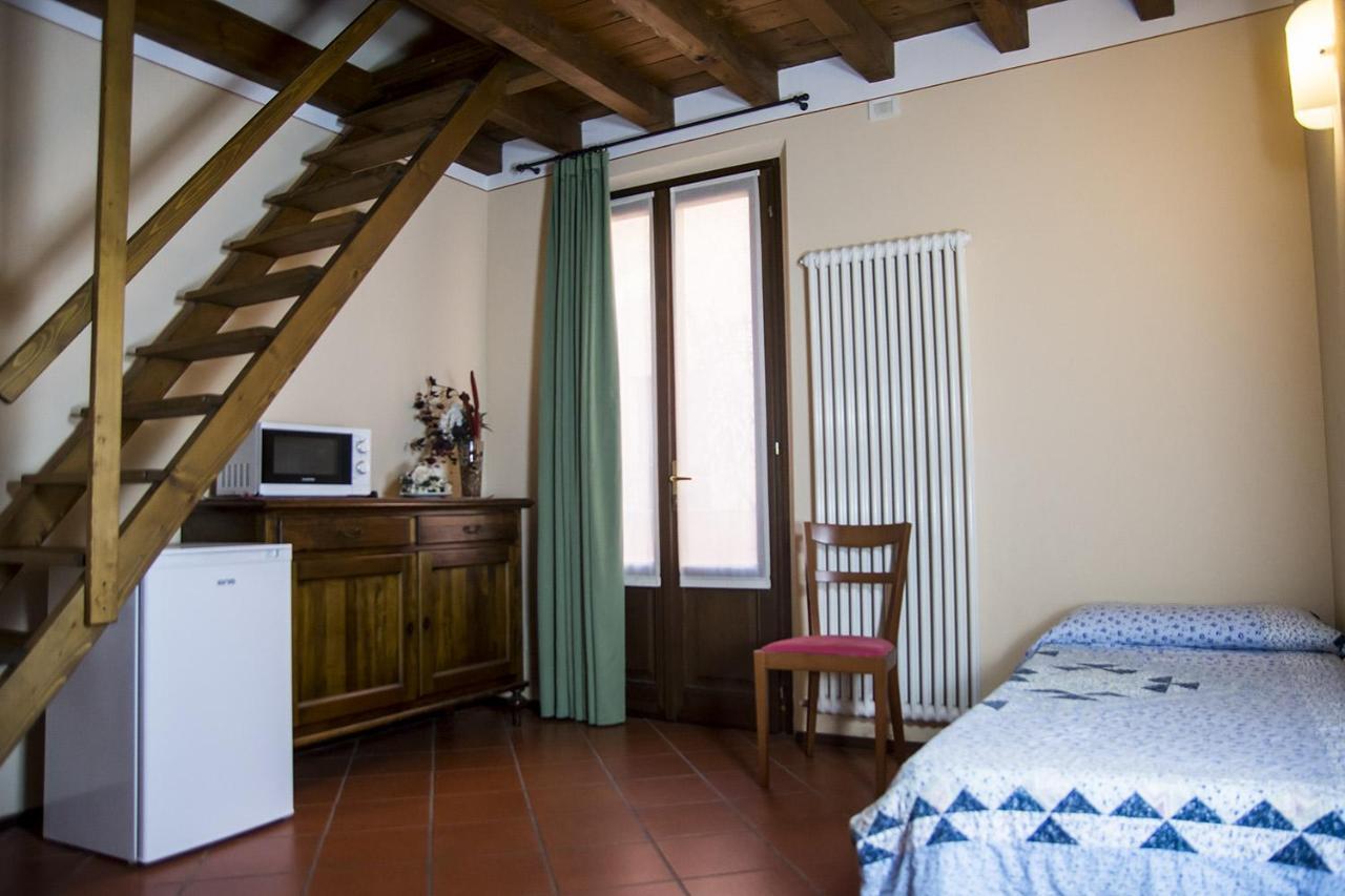 Agriturismo Lupo Bianco Monzambano Eksteriør bilde