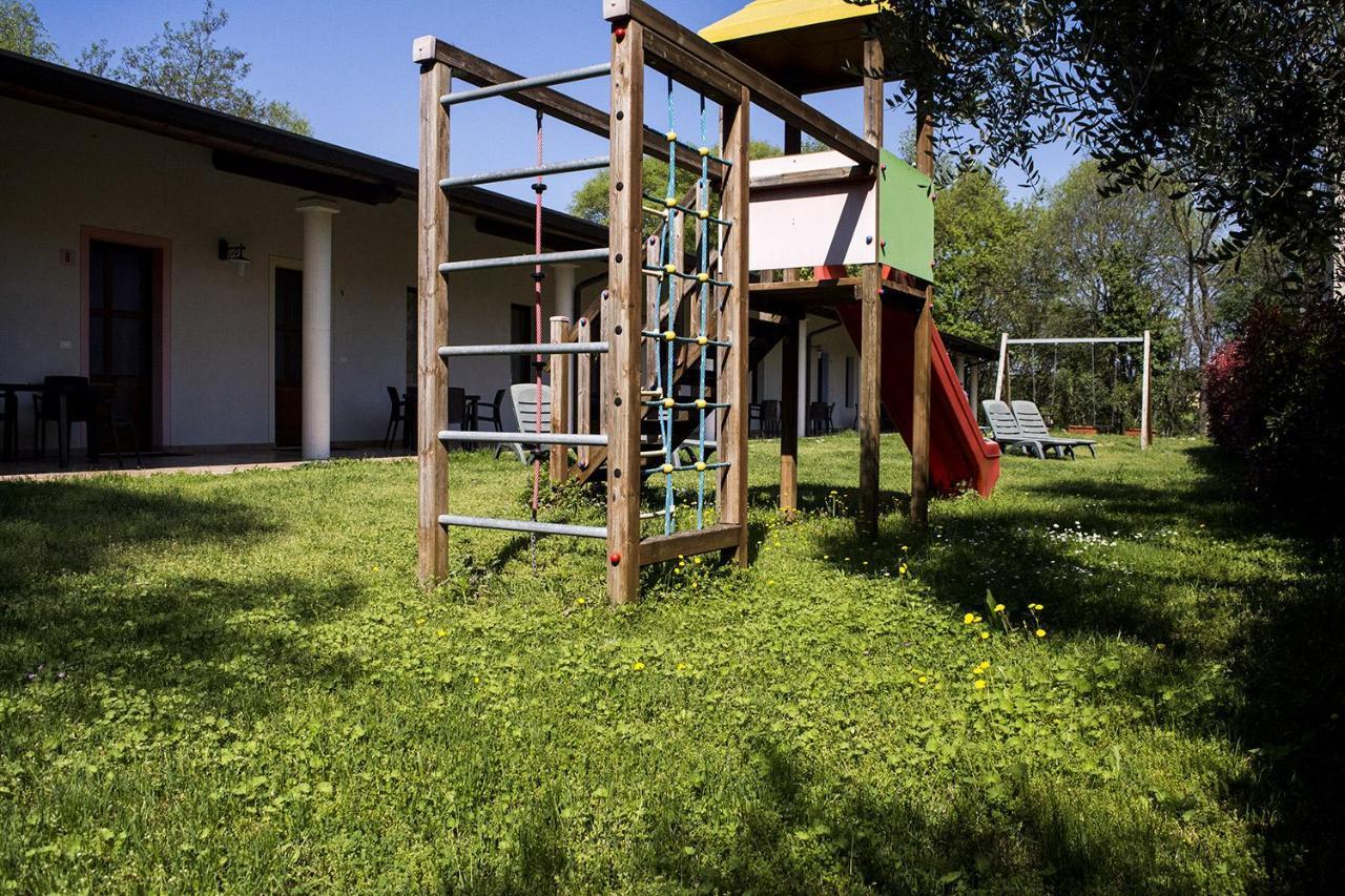 Agriturismo Lupo Bianco Monzambano Eksteriør bilde