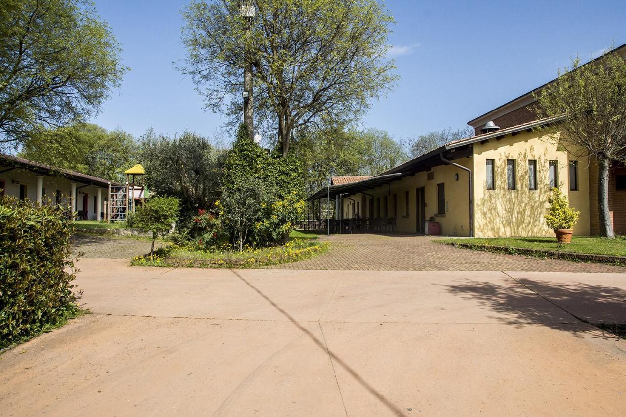 Agriturismo Lupo Bianco Monzambano Eksteriør bilde