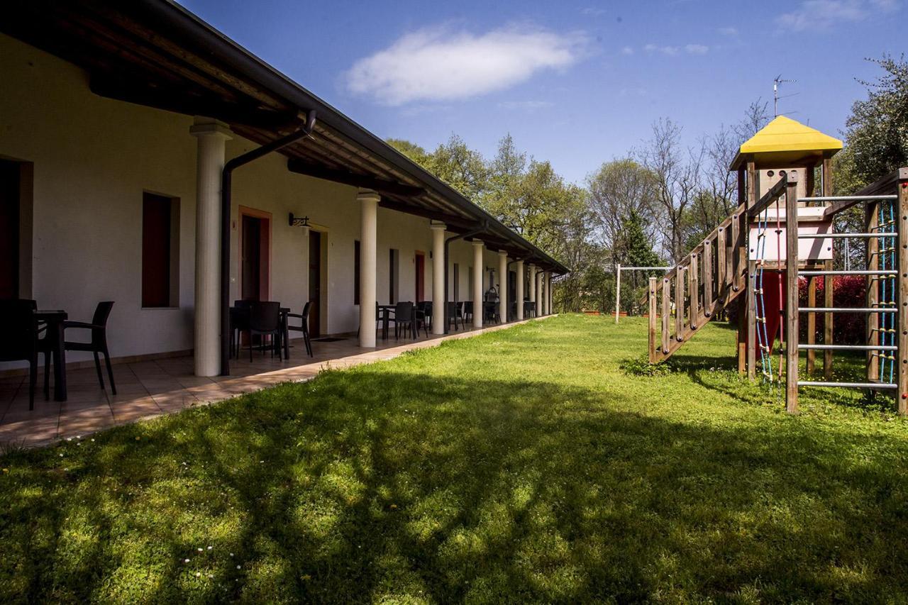 Agriturismo Lupo Bianco Monzambano Eksteriør bilde