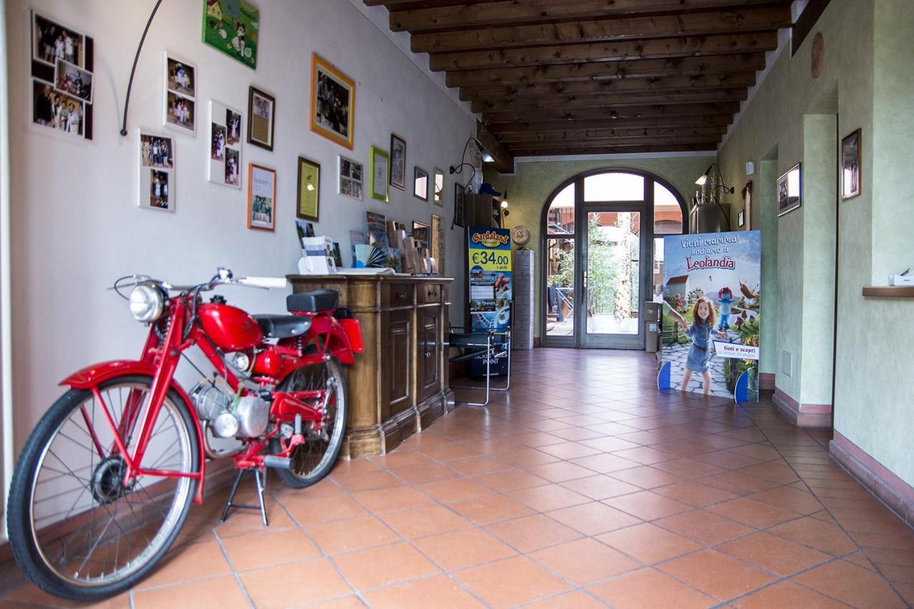 Agriturismo Lupo Bianco Monzambano Eksteriør bilde
